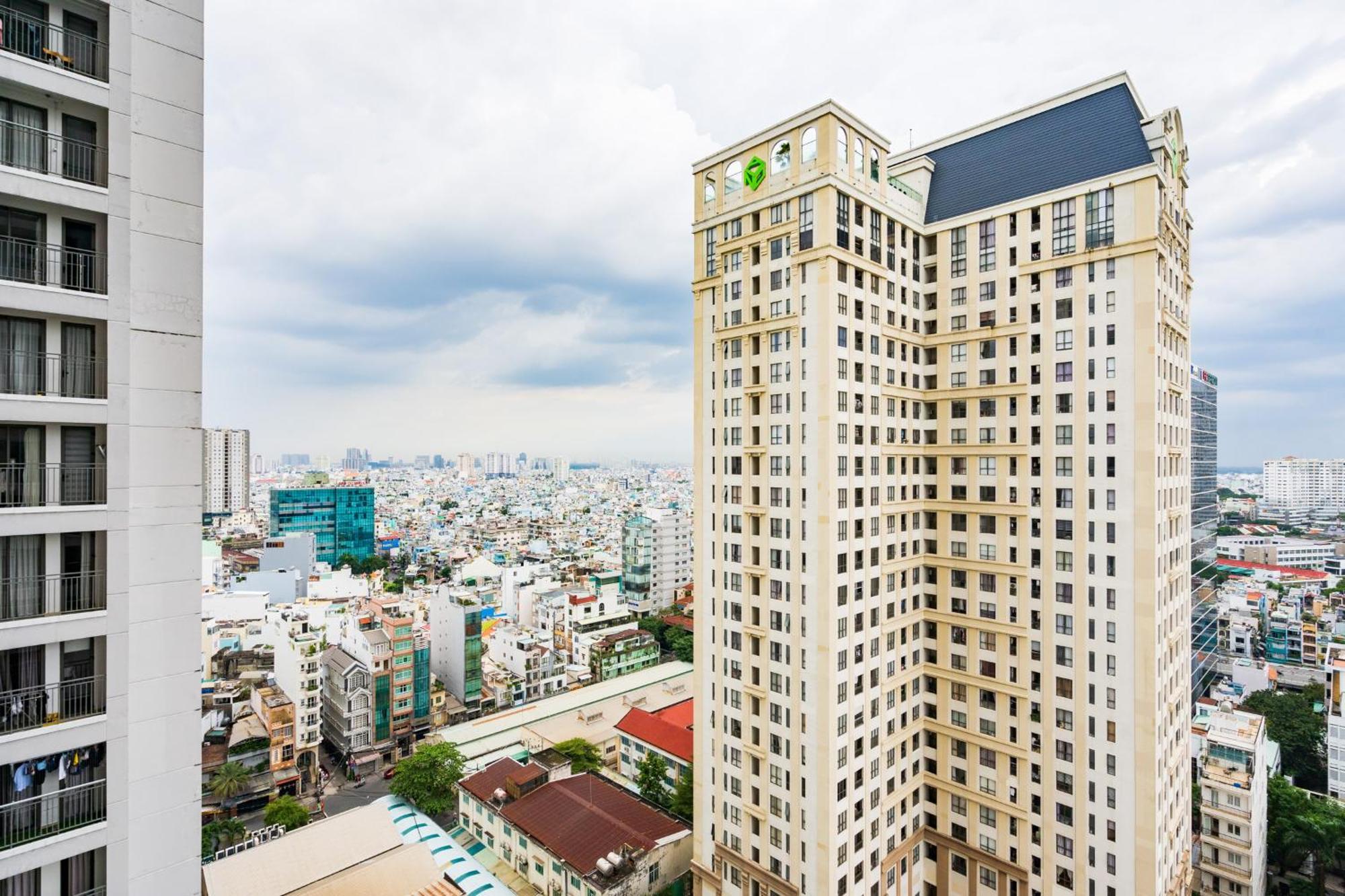 Tresor In Center 3 Bedrooms For Over 10 Nights